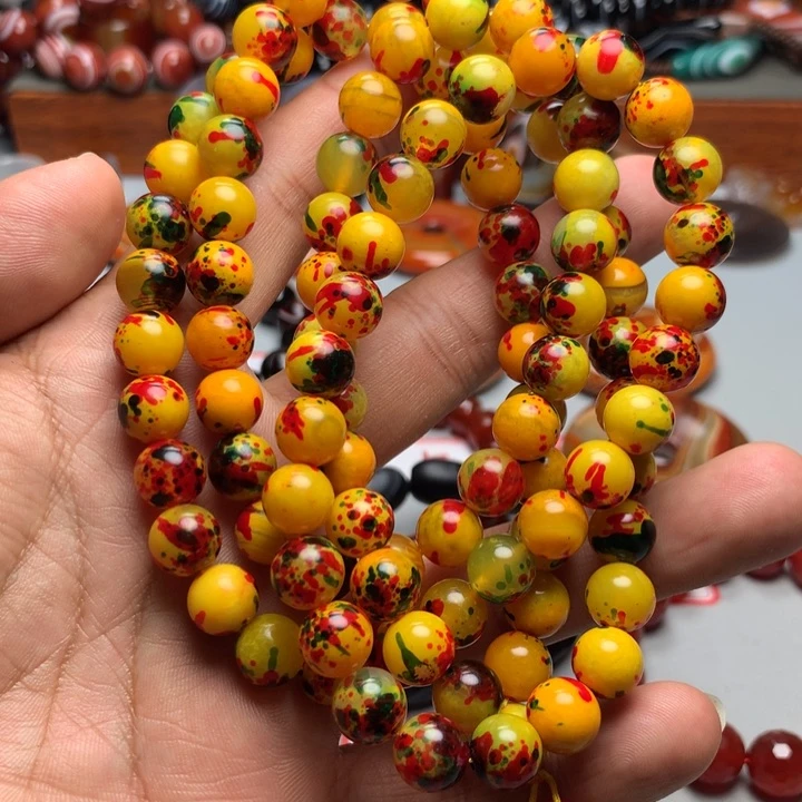 未镶嵌颈饰玛瑙/玉髓余*歌