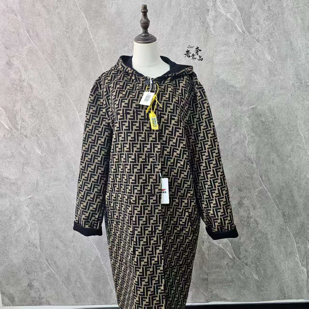 99新 FENDI/芬迪 海囤J/芬迪/上衣/54码/yk150508
