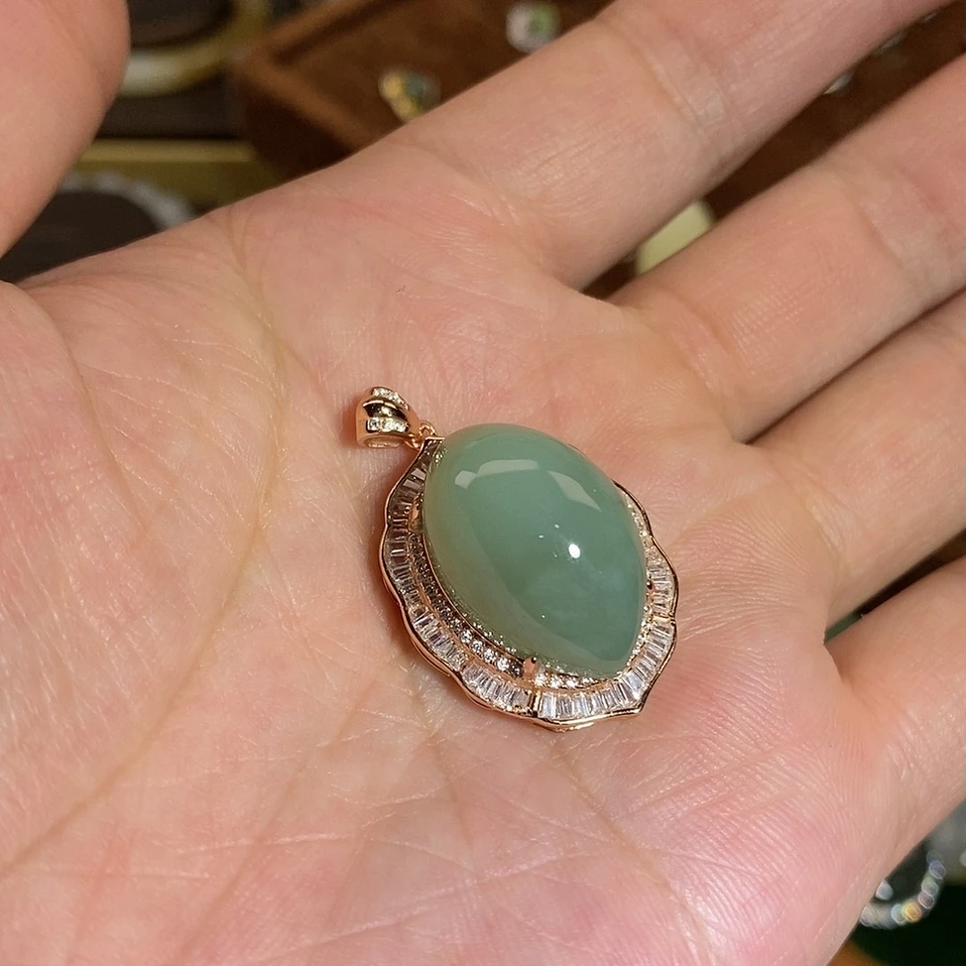 【闪购商品】吊坠(不含链)银S925镶嵌和田玉（碧玉）