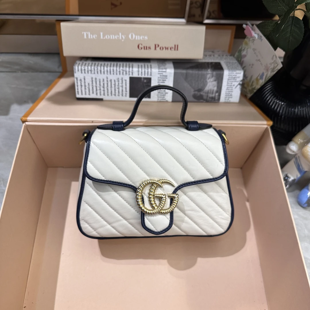 95新 GUCCI/古驰 98新马蒙邮差白拼蓝手提斜挎包时尚0188