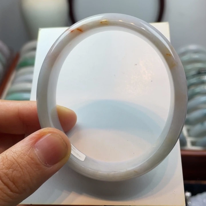 翡翠手镯未镶嵌翡翠手镯贵妃