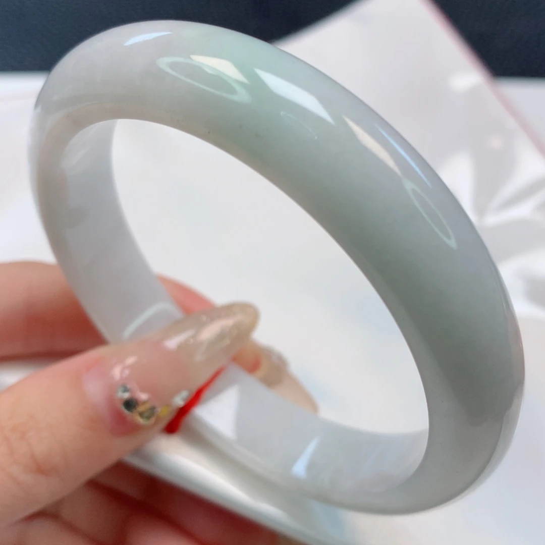 【闪购商品】翡翠手镯未镶嵌59圈