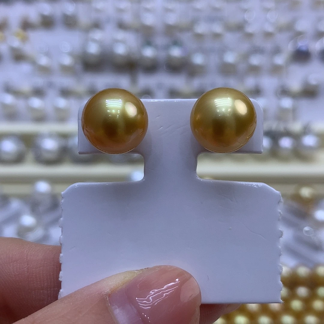 18K金镶嵌海水珍珠耳饰11-12mm