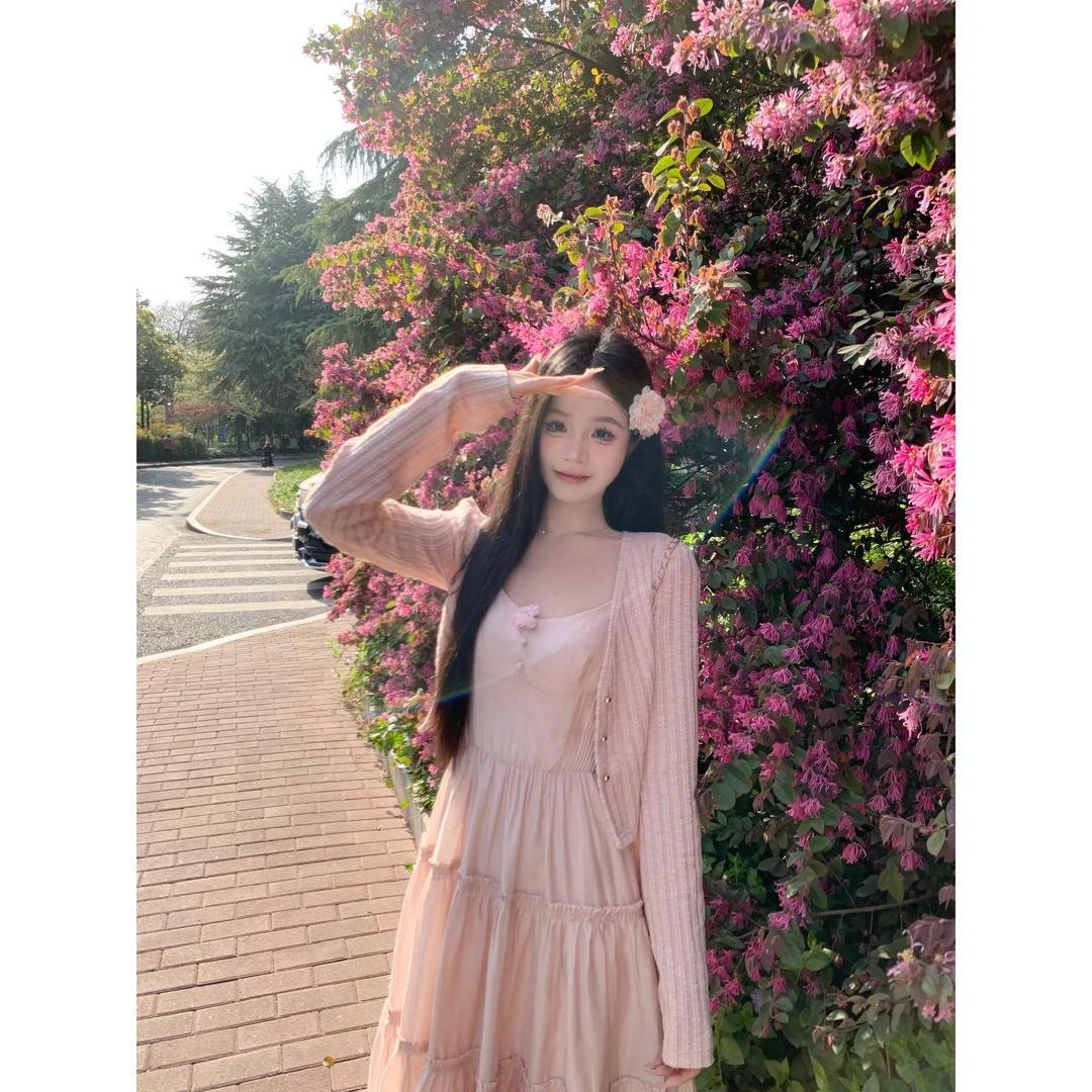 【微醺甜茶】UM家2025夏季初恋气质新款温柔仙女风吊带长款连衣裙女