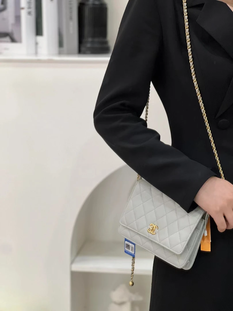 99新 Chanel/香奈儿 香奈儿金球woc浅蓝色/优品