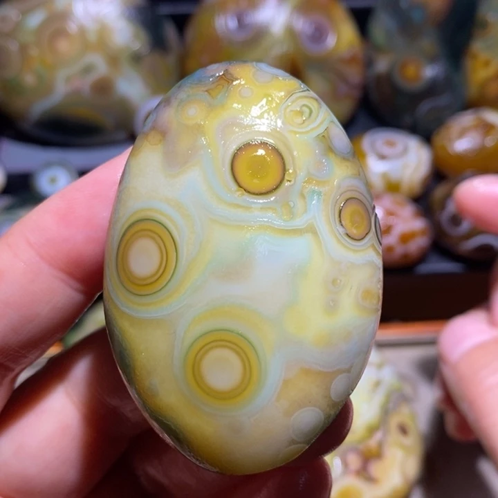 玛瑙/玉髓未镶嵌珠宝半成品