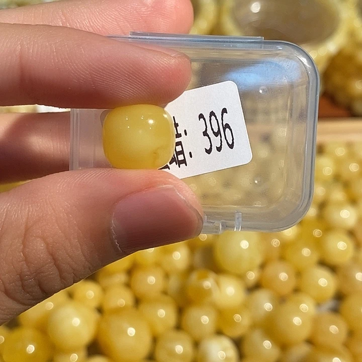 未镶嵌琥珀珠宝奇石396