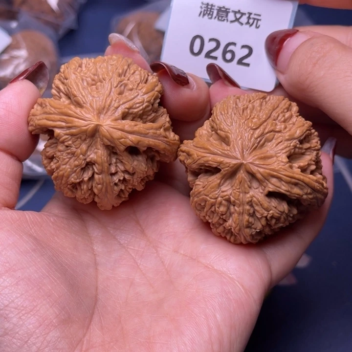 文玩核桃把件回****年粗筋46.0262