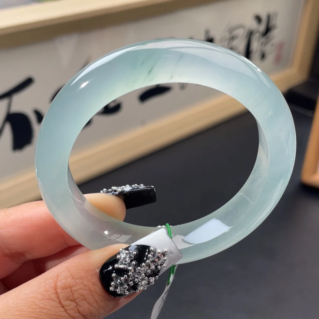 翡翠未镶嵌手镯【清货亏出】冰胶蓝厚装手镯