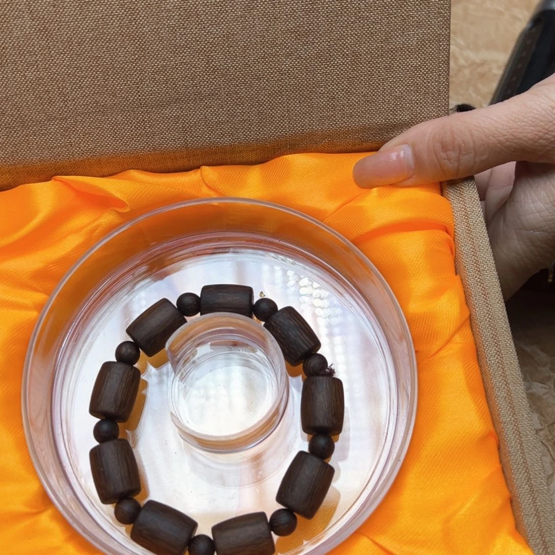 大叶紫檀（黑酸枝木类）