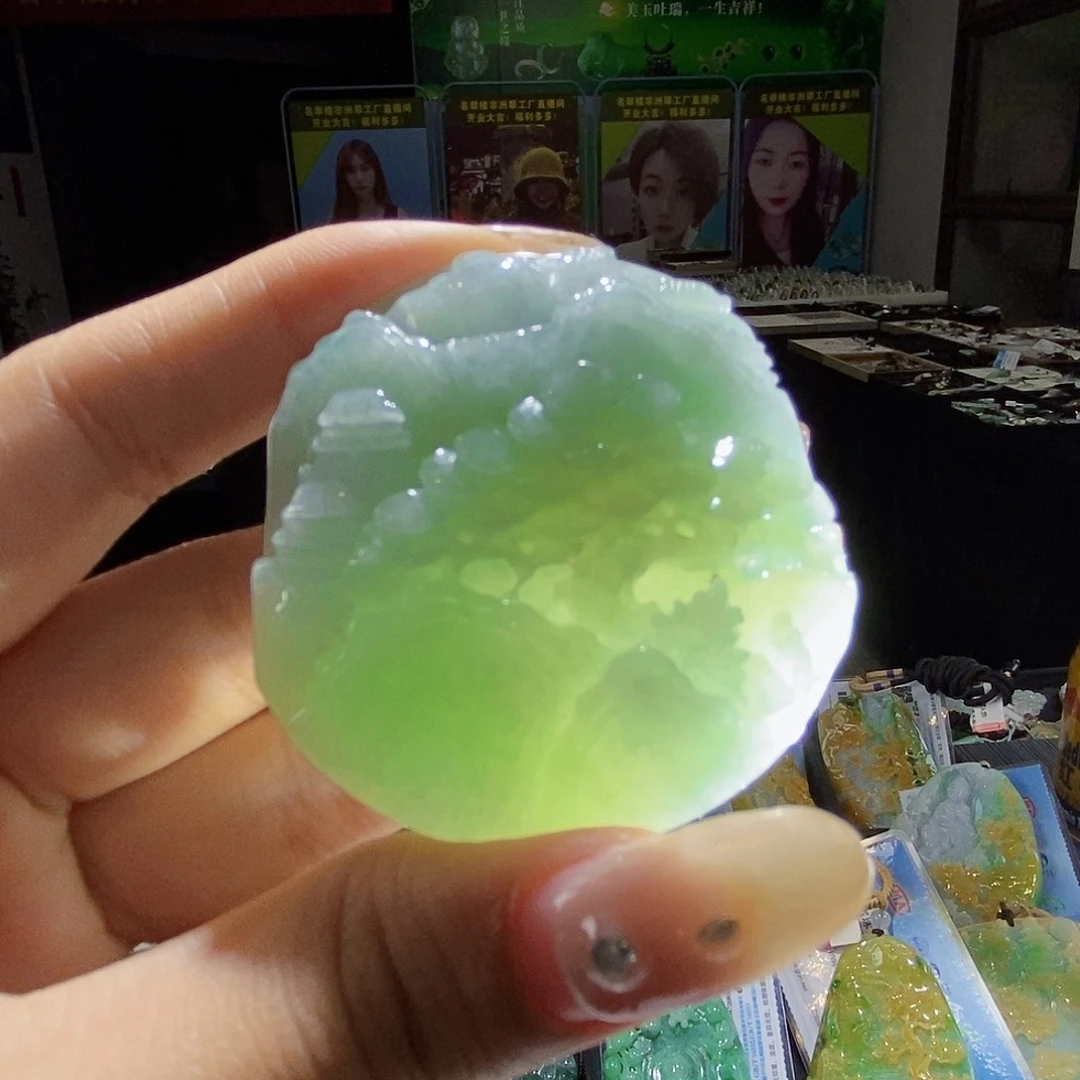 颈饰未镶嵌翡翠翡翠