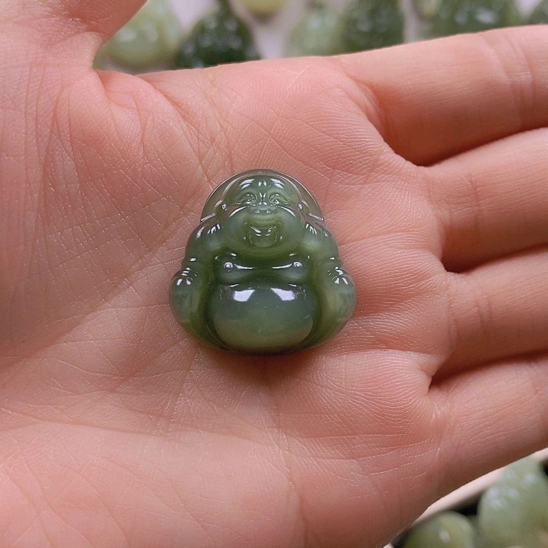 ****虾和田玉未镶嵌颈饰