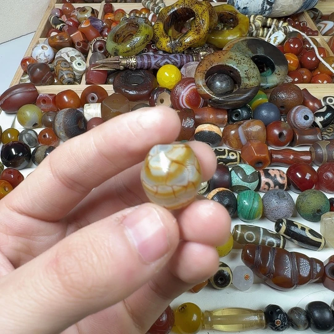 玛瑙/玉髓未镶嵌纯天然玛瑙珠子