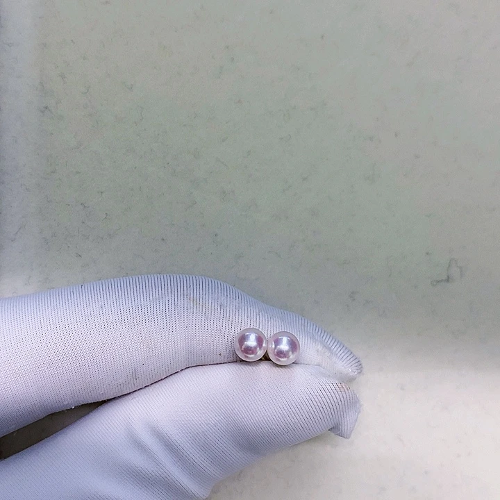 18K金镶嵌海水珍珠耳钉4.5-5