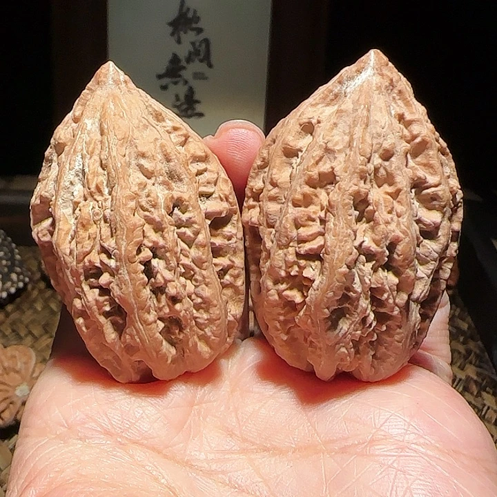 文玩核桃吊坠米子22