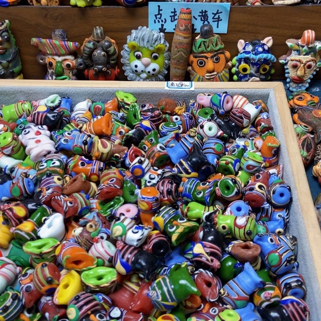 颈饰琉璃猫头鹰娃娃