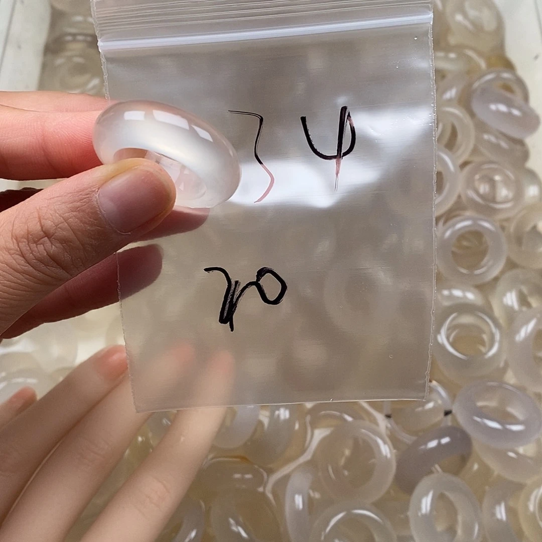 未镶嵌戒指玛瑙/玉髓