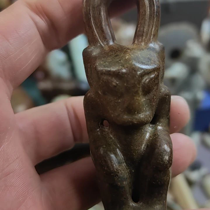 和田玉（糖玉）未镶嵌挂件