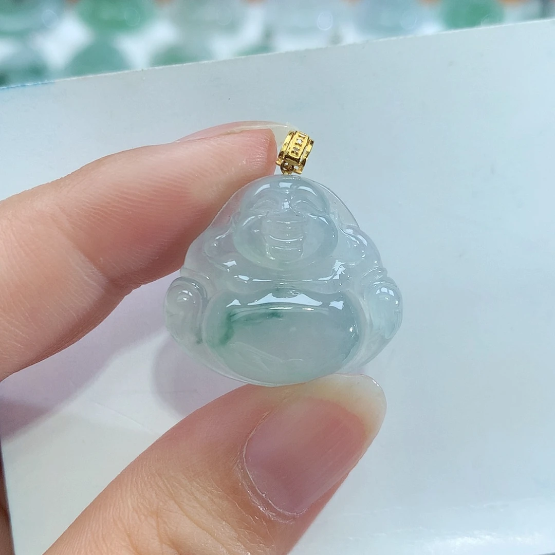 翡翠18K金镶嵌颈饰佛