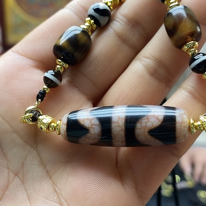 玛瑙/玉髓合金颈饰