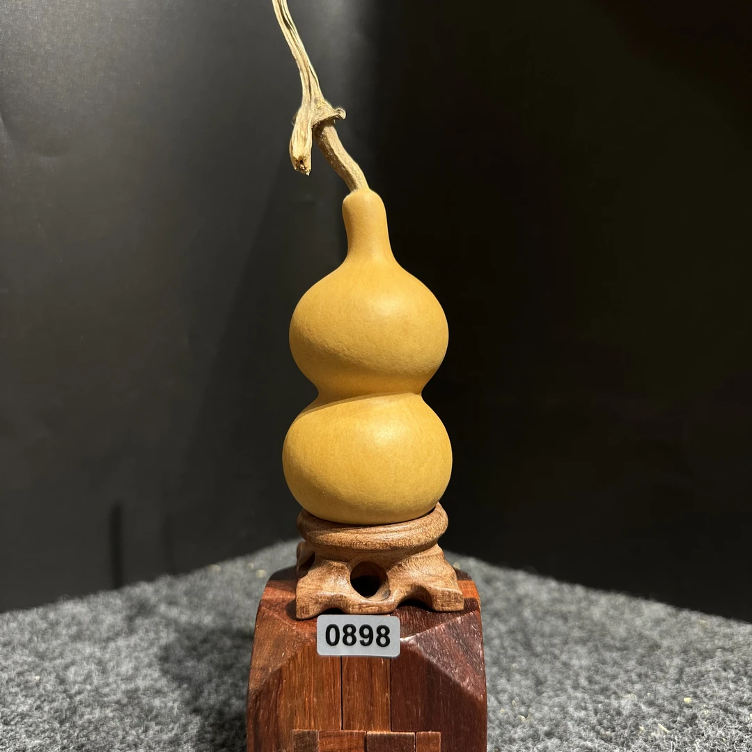 0898号拍品（葫芦）