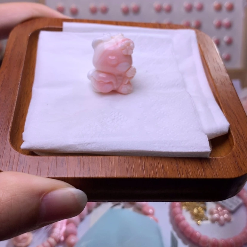 【闪购商品】查罗石颈饰合金福利