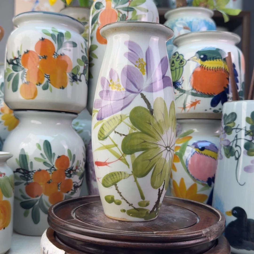 景德镇纯手绘陶瓷花瓶