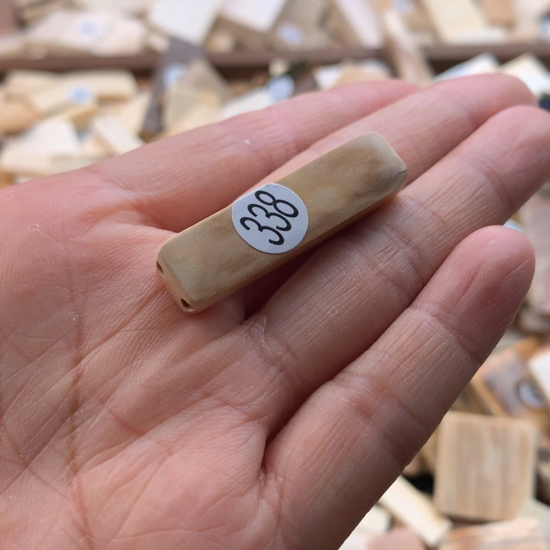 泥塑不打孔联系客服