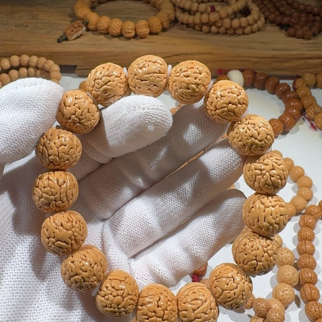 吊坠桃核不桃桃核