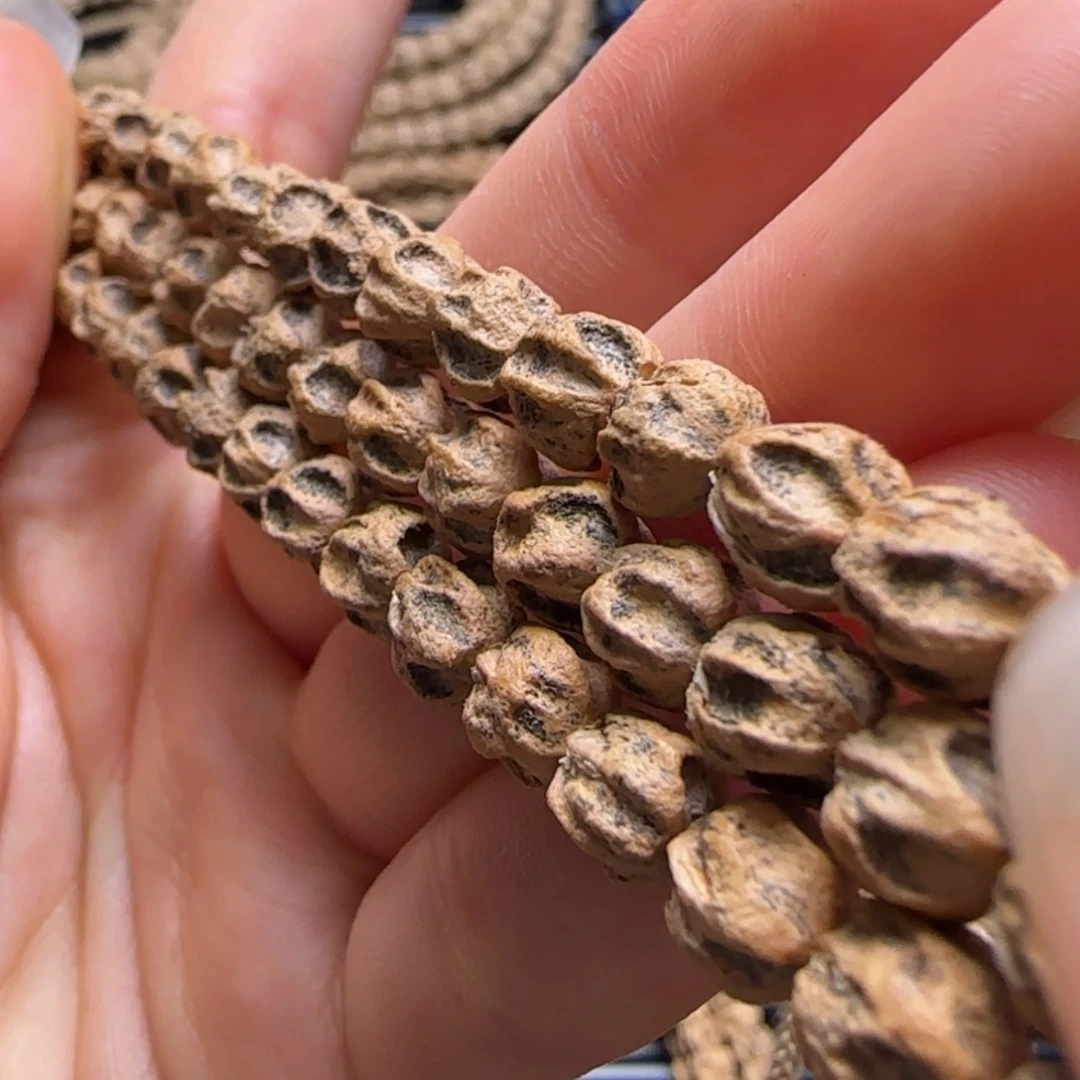 【闪购商品】柏香籽/百香籽吊坠走**停