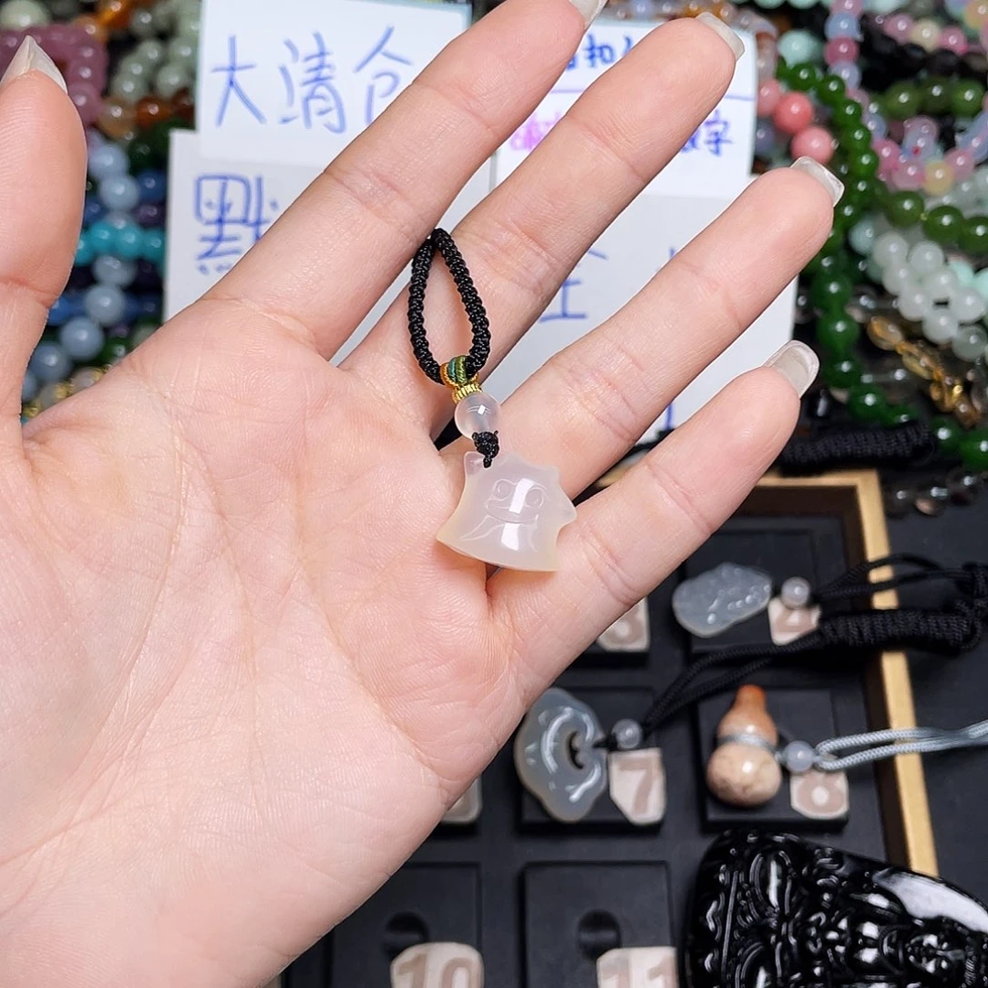 兜***兜玛瑙/玉髓合金颈饰