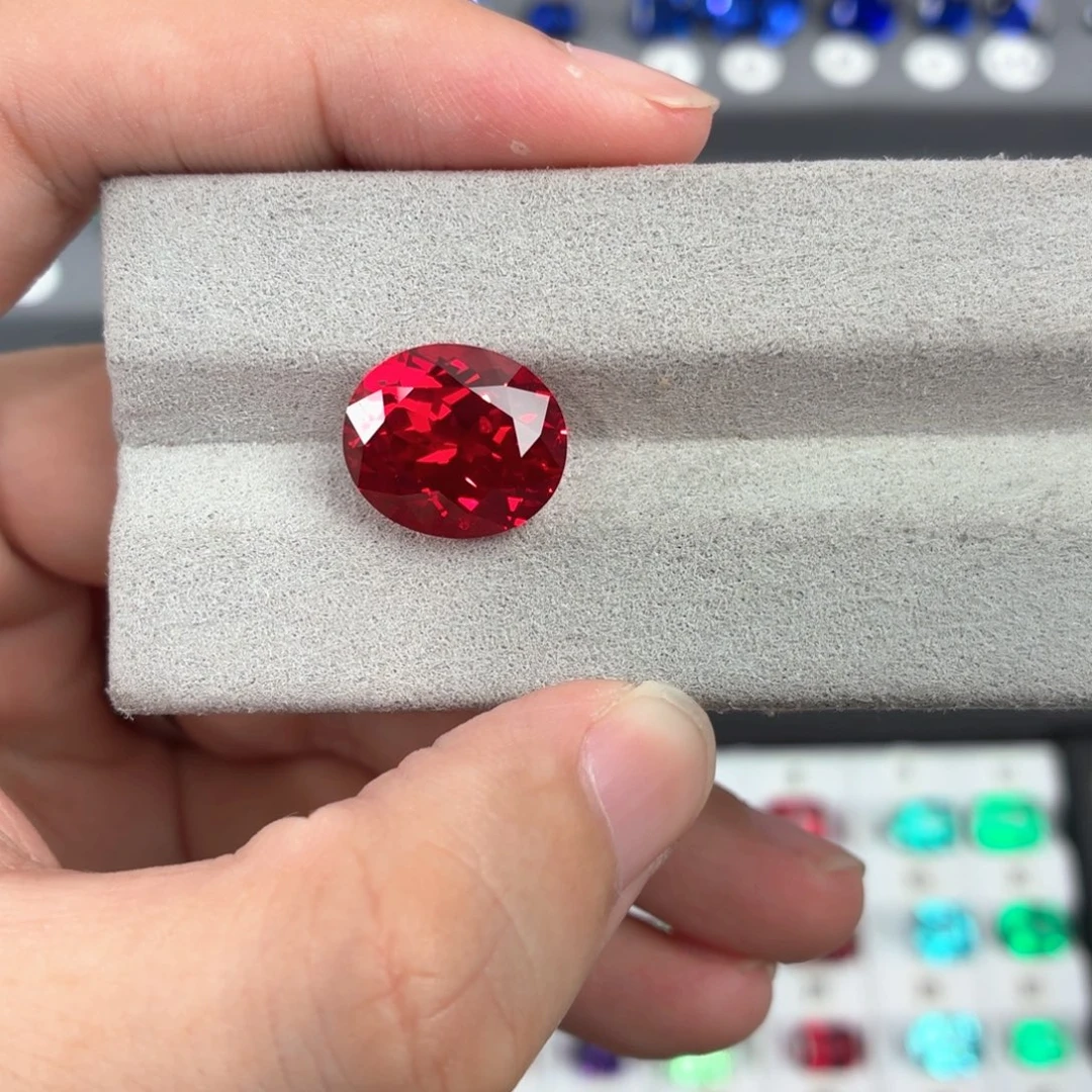 老***年裸石合成（培育）红宝石11.37ct