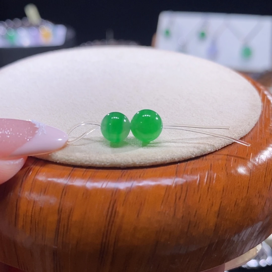 翡翠未镶嵌颈饰翡翠冰阳绿珠珠多样性发其一
