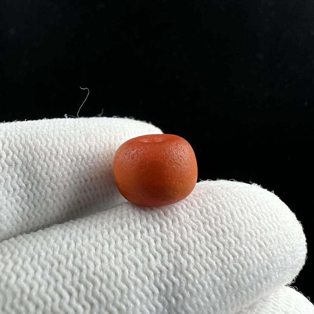 Y6669天然原矿蜜蜡 老蜡墩子 11.7*8.7mm抖音基地质检发货