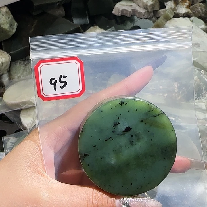 和田玉未镶嵌珠宝半成品