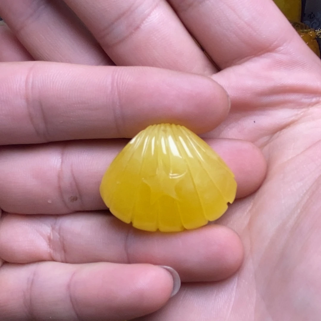 *****琥珀未镶嵌裸石蜜蜡