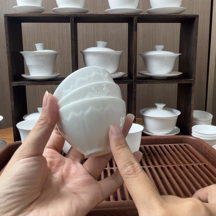 50cc骨瓷莲花杯3个