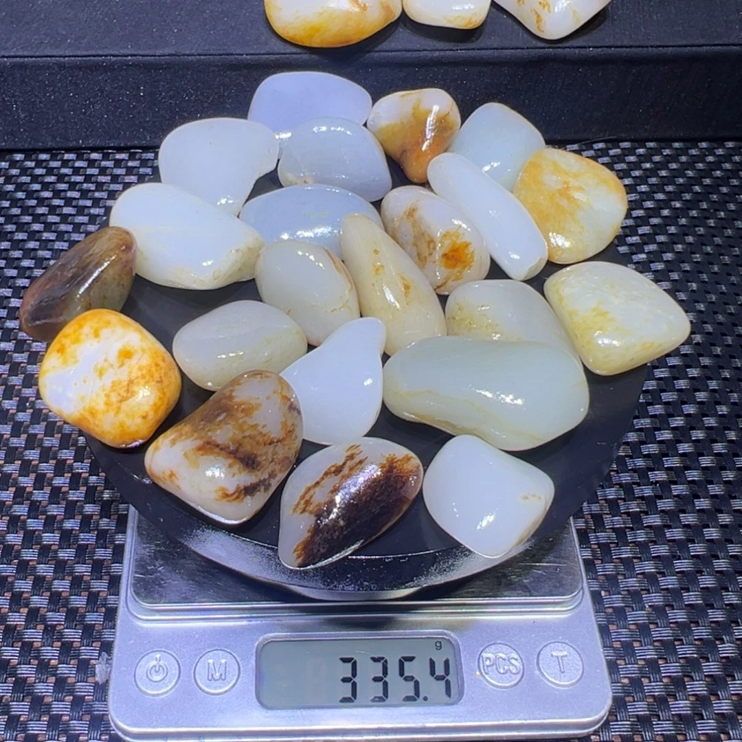 和田玉（子料）未镶嵌吊坠(不含链)335克