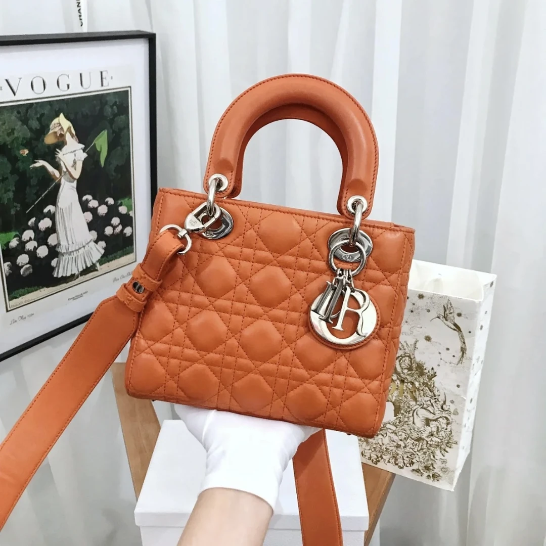 99新 DIOR/迪奥 【杨贵妃专属】橘色 羊皮藤格纹五格戴妃 手提包s