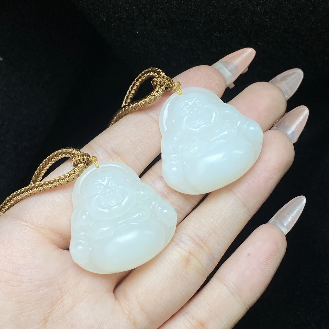 【小北珠宝】和田玉吊坠约29*29mm带绳【多样性发一件】12-WS05X340