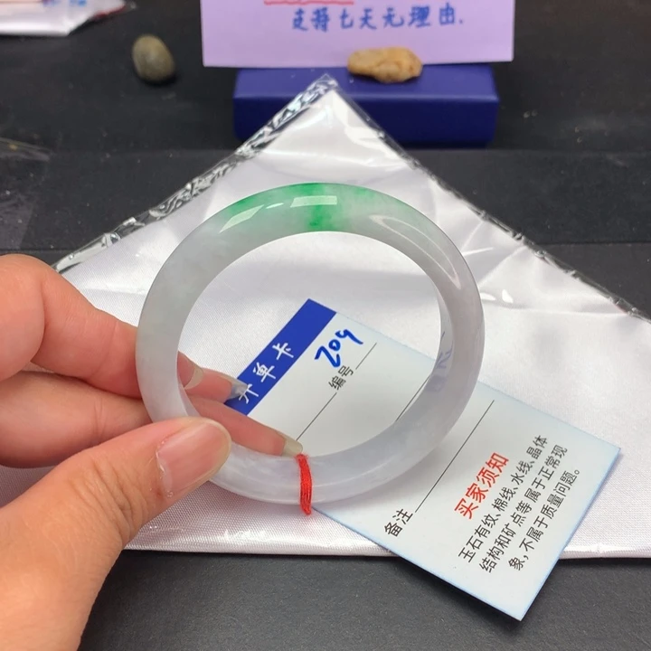 以实物为准拍哪个发哪个209