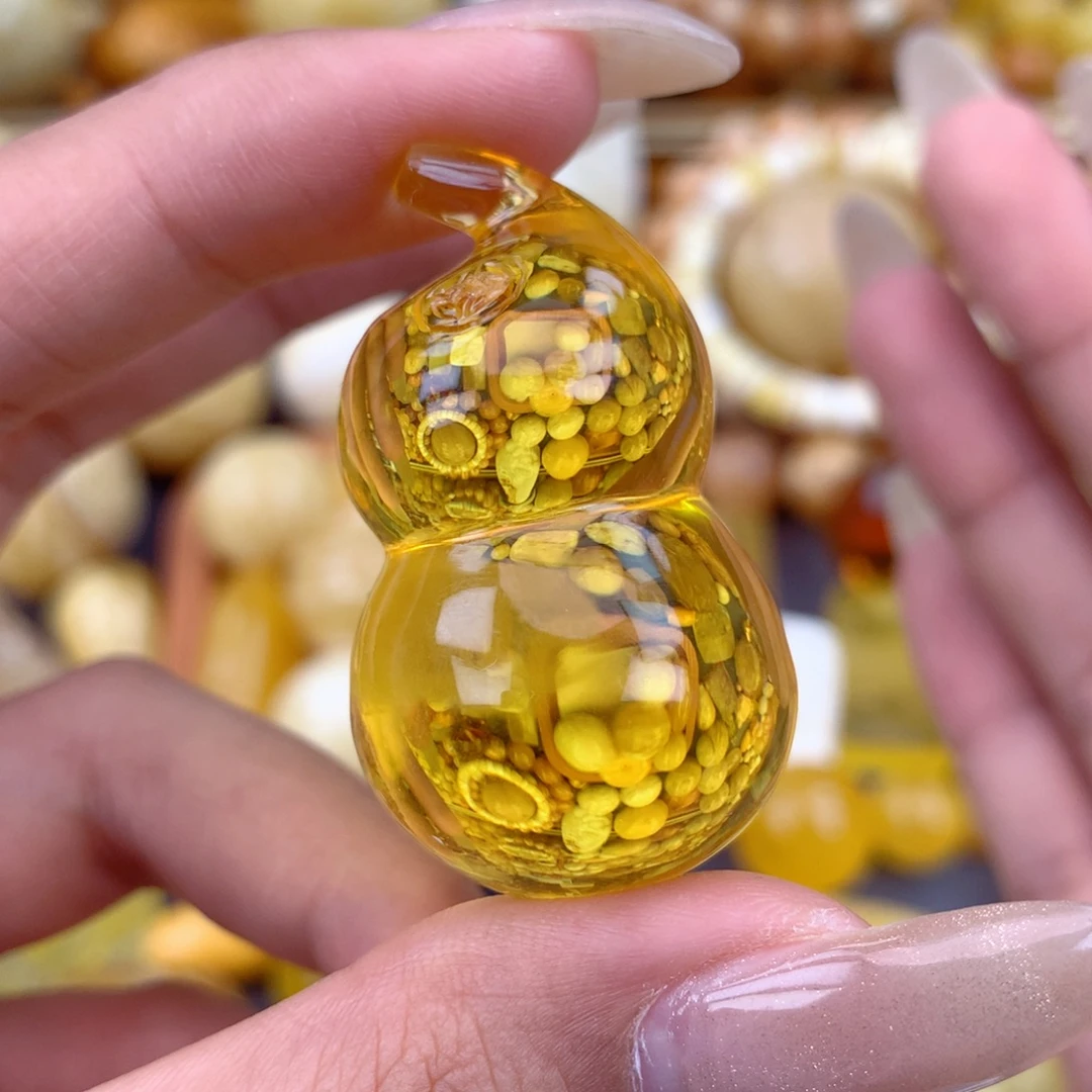 琥珀未镶嵌珠宝奇石