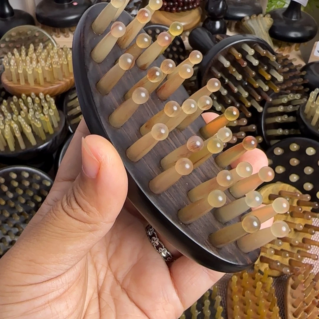 遐思款大船三十三齿羊角梳
