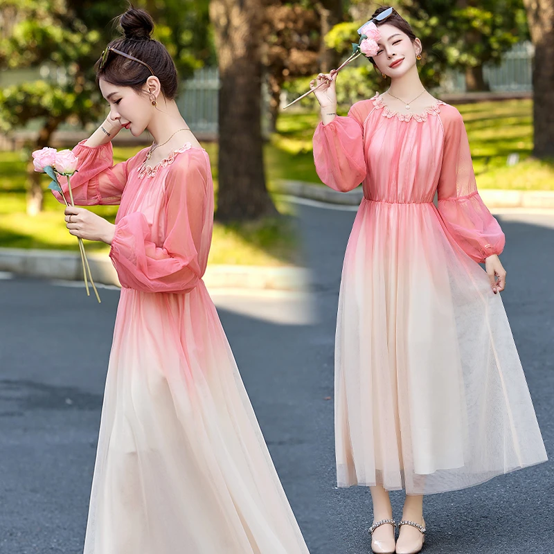 2025春夏新款欧若风长袖气质仙气渐变蝴蝶飘逸度假风中长款连衣裙