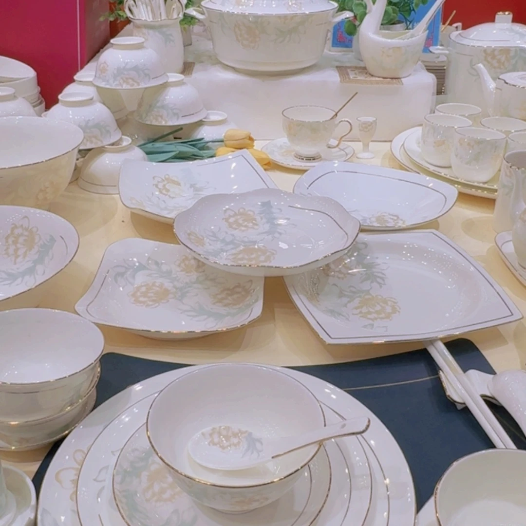 45%以上骨粉骨瓷描金清雅碗单拍