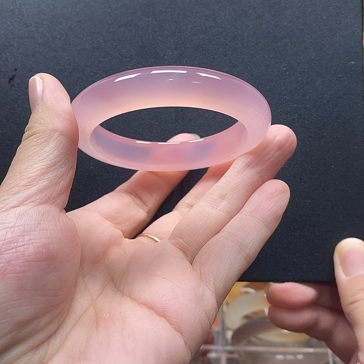 玛瑙/玉髓未镶嵌手镯54.6