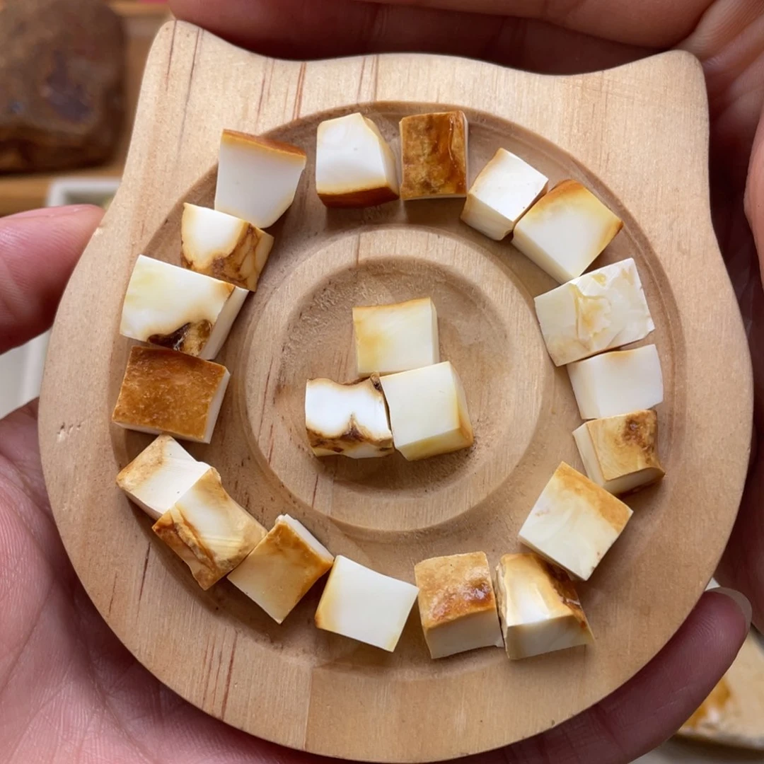 定制琥珀未镶嵌蜜蜡原石定制