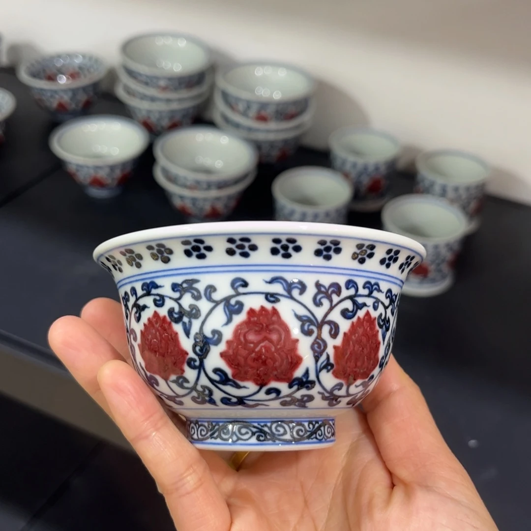 永乐青花釉里红缠枝莲大压手