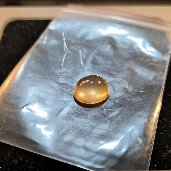 用***2石英岩玉未镶嵌戒面