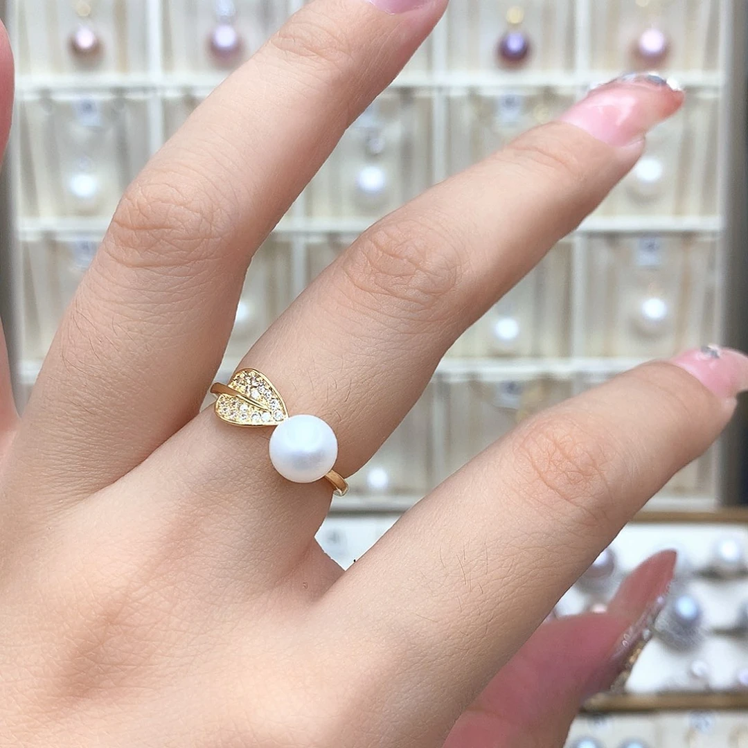 淡水珍珠合金颈饰